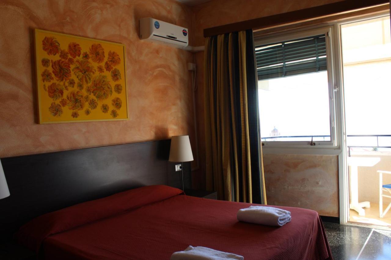 Hotel Palace Varazze Bagian luar foto