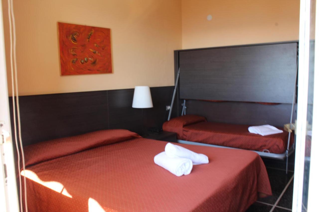 Hotel Palace Varazze Bagian luar foto