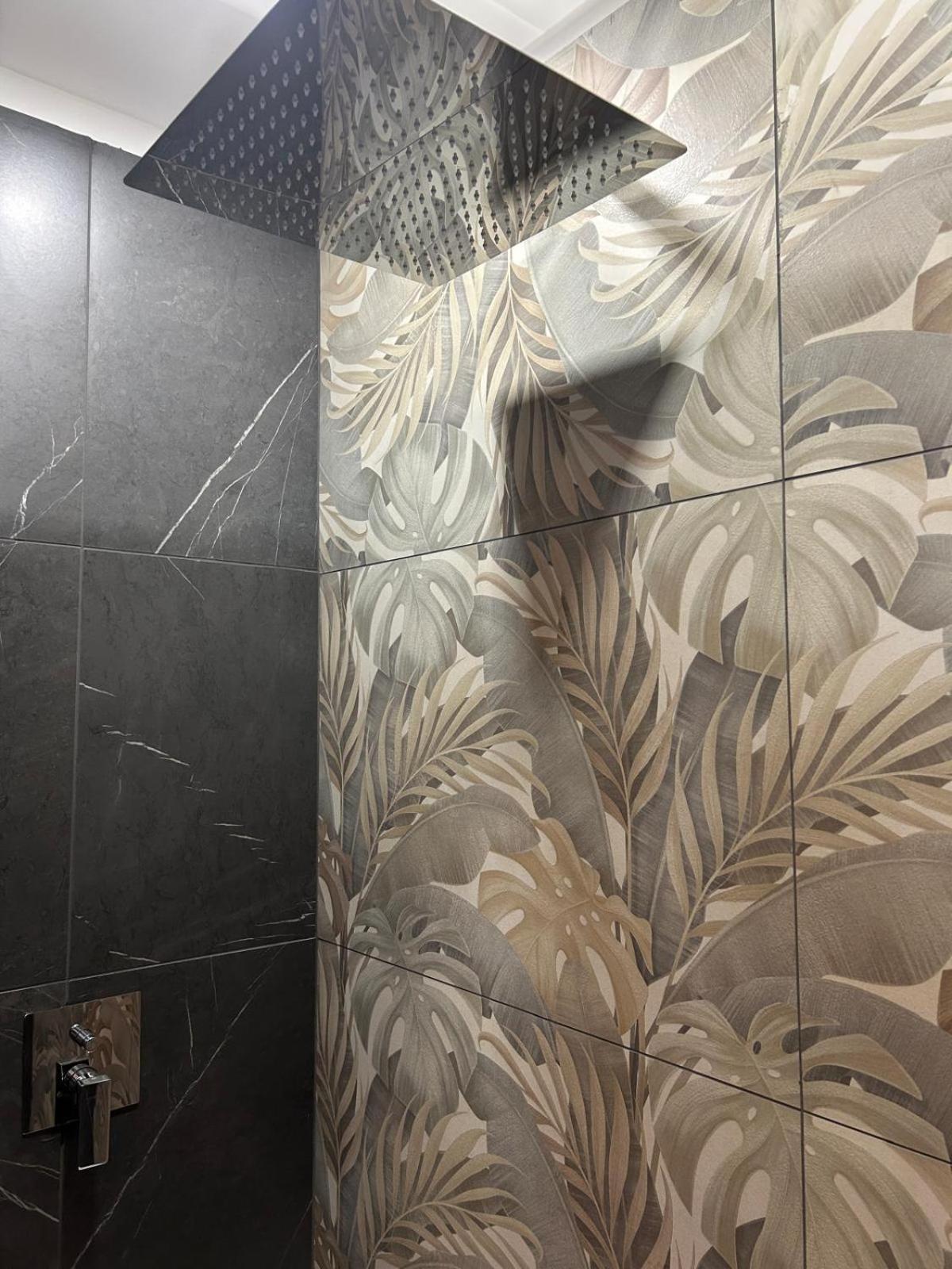 Hotel Palace Varazze Bagian luar foto