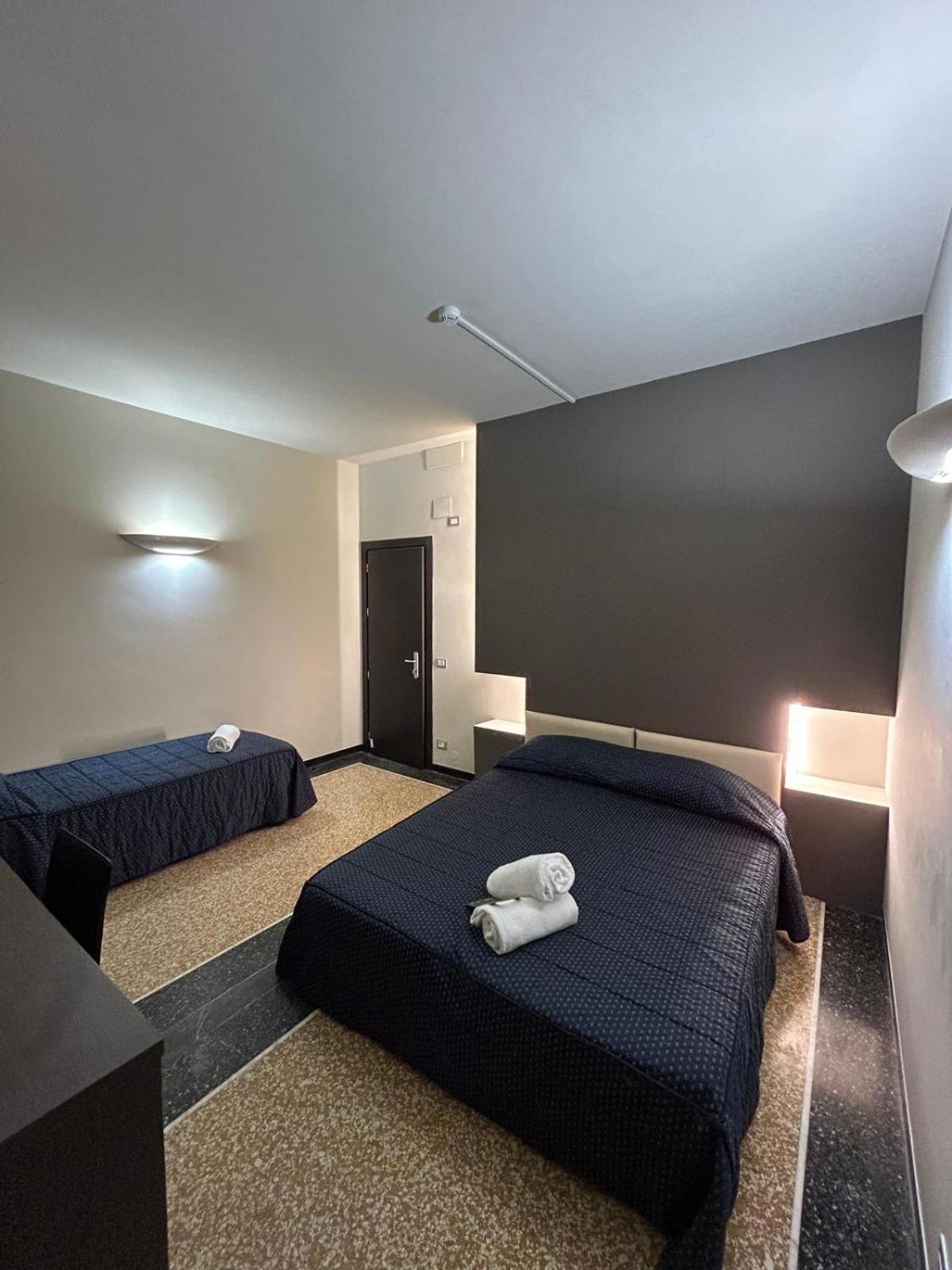 Hotel Palace Varazze Bagian luar foto