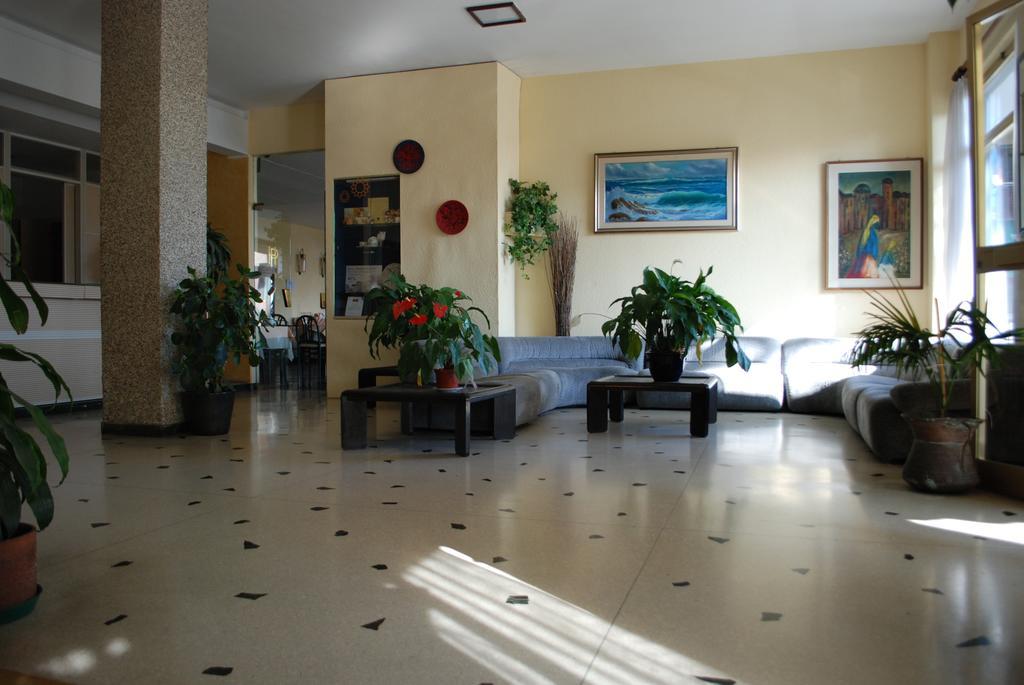Hotel Palace Varazze Bagian luar foto