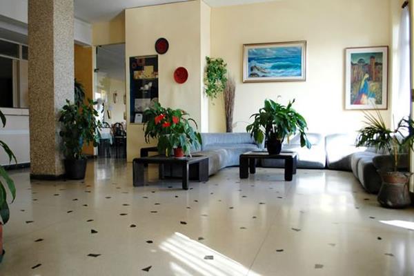 Hotel Palace Varazze Bagian luar foto
