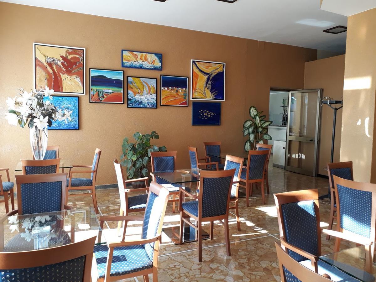 Hotel Palace Varazze Bagian luar foto