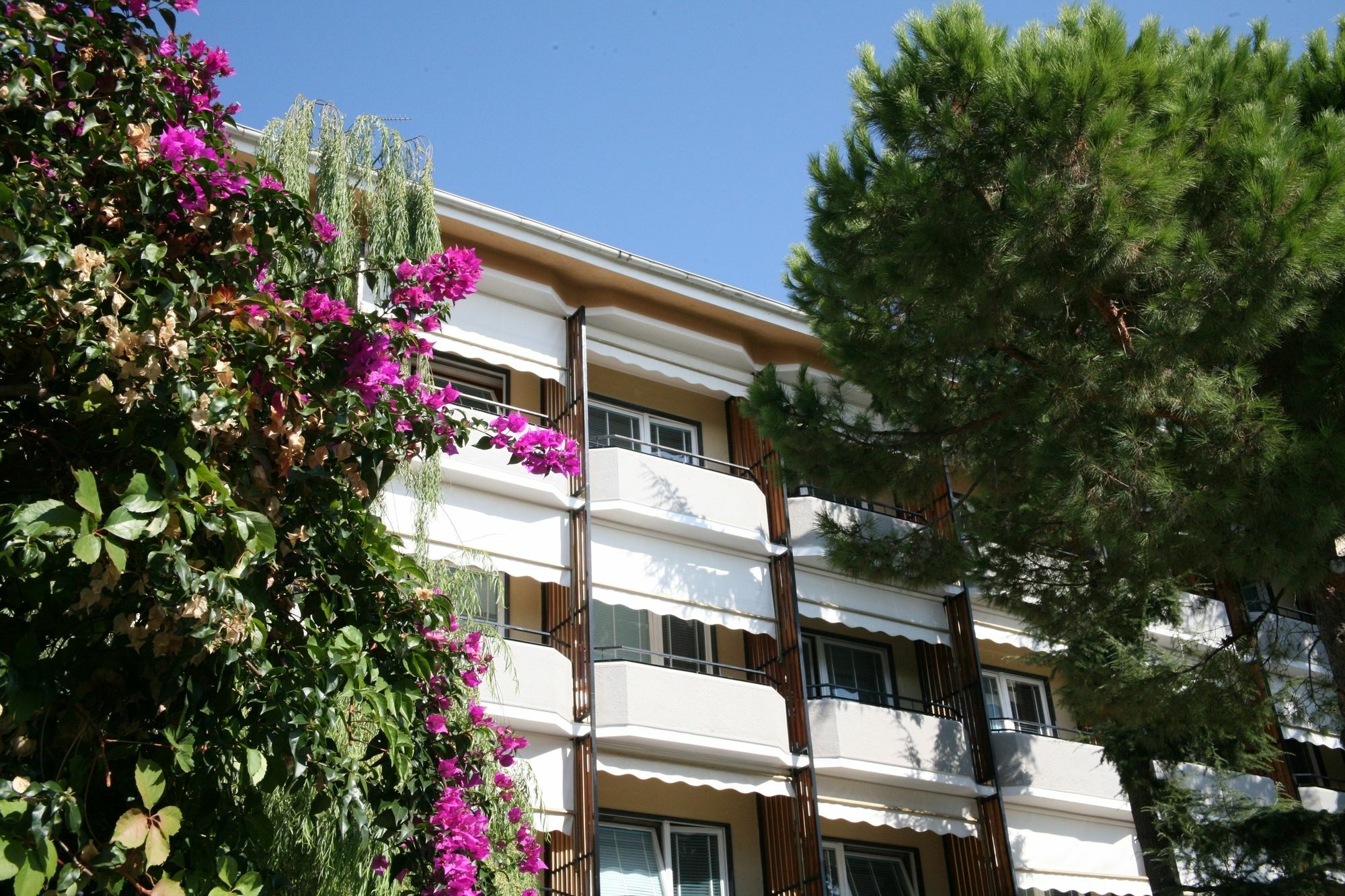 Hotel Palace Varazze Bagian luar foto
